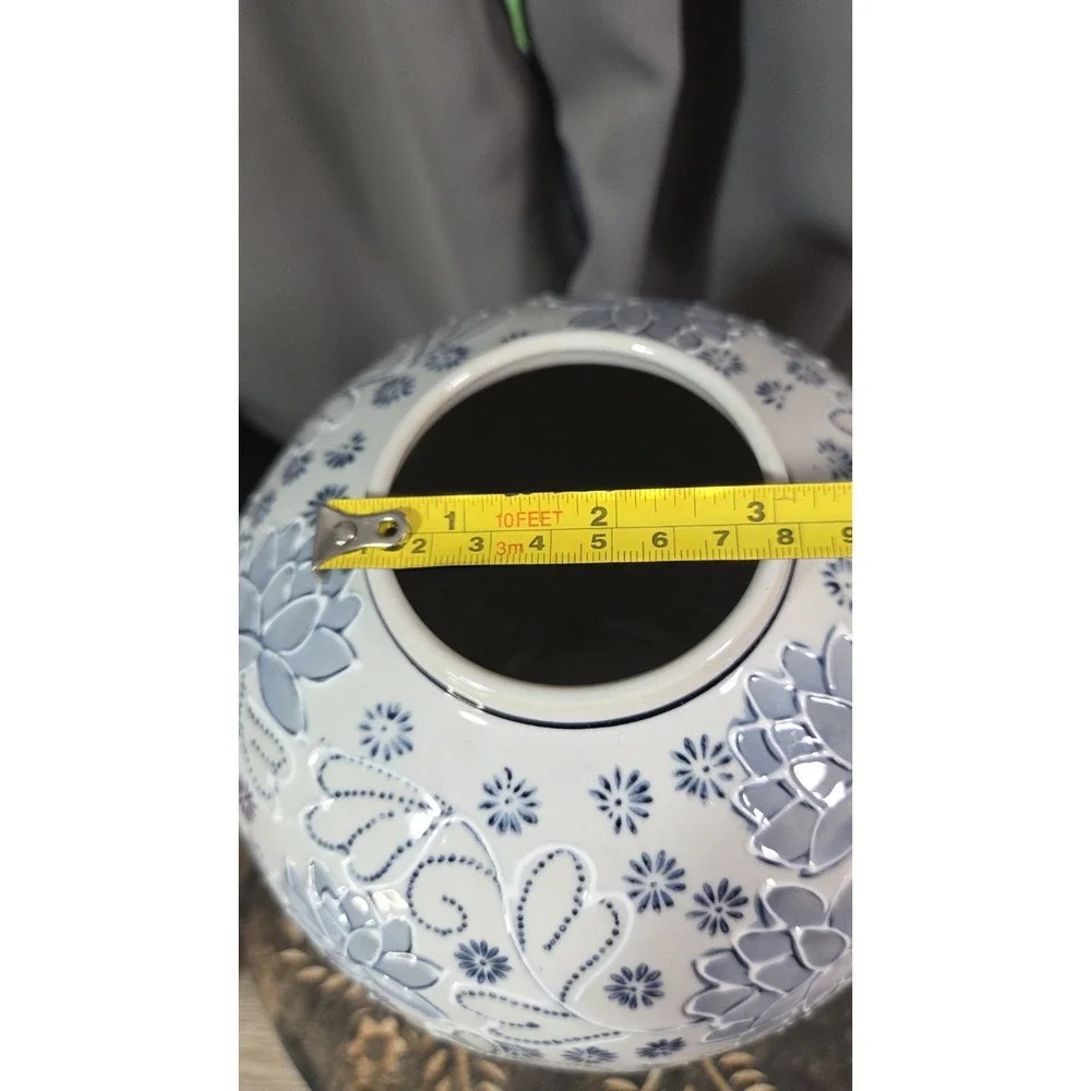 Nantucket Chinoiserie‎ Blue and White Floral Pattern Porcelain Vase
